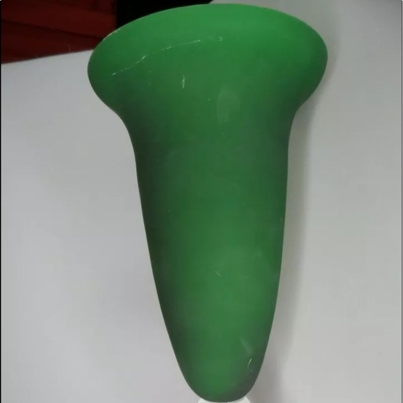 Vintage 10" Green Wht Satin/Frosted Art Glass Vase - Picture 4 of 7